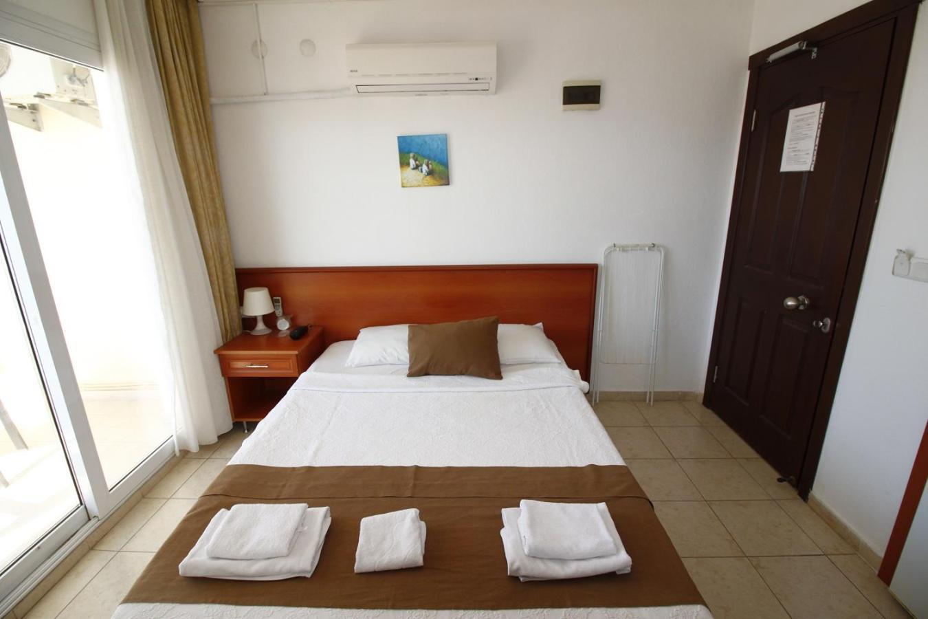 Bonapart Hotel Çeşme Extérieur photo