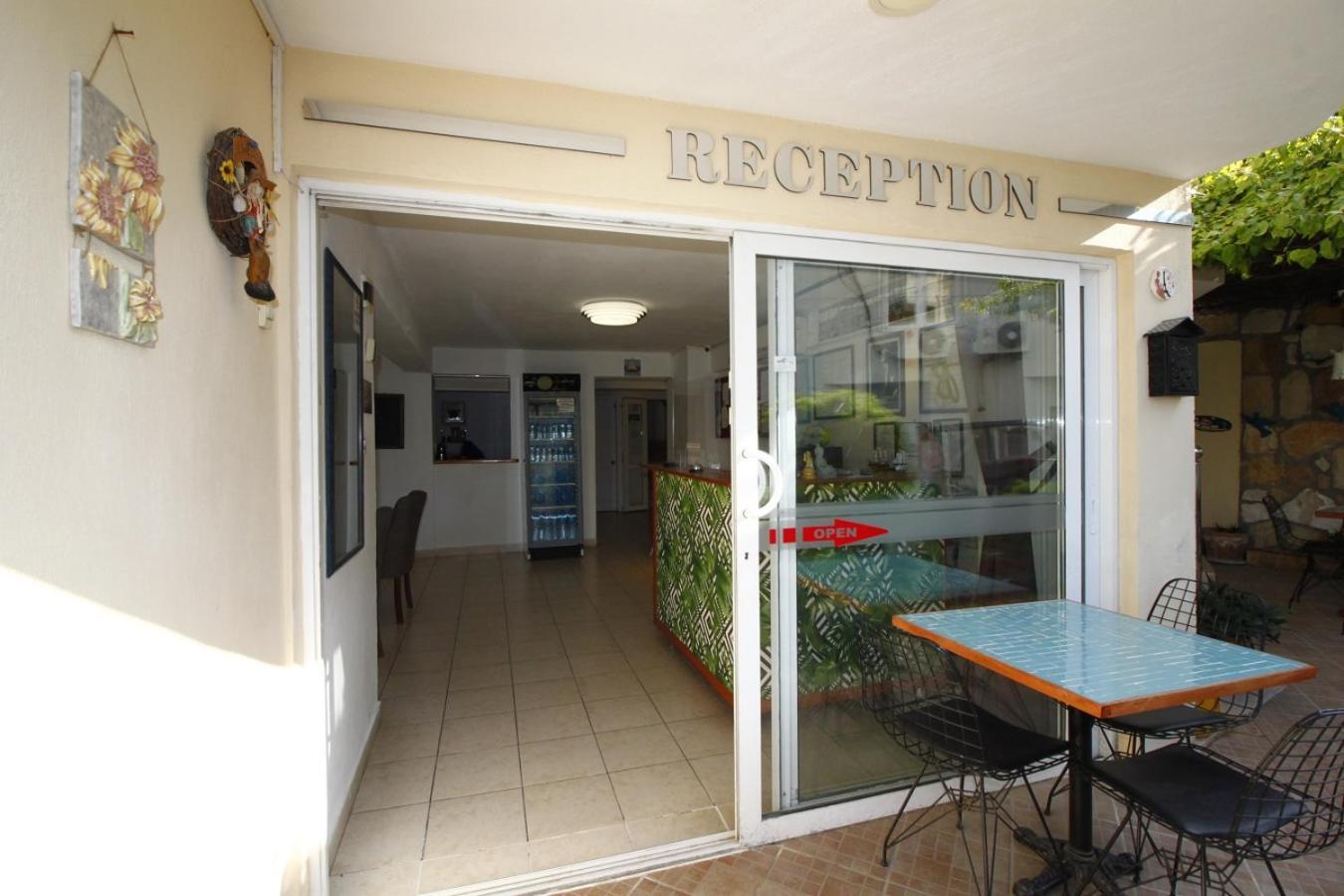 Bonapart Hotel Çeşme Extérieur photo