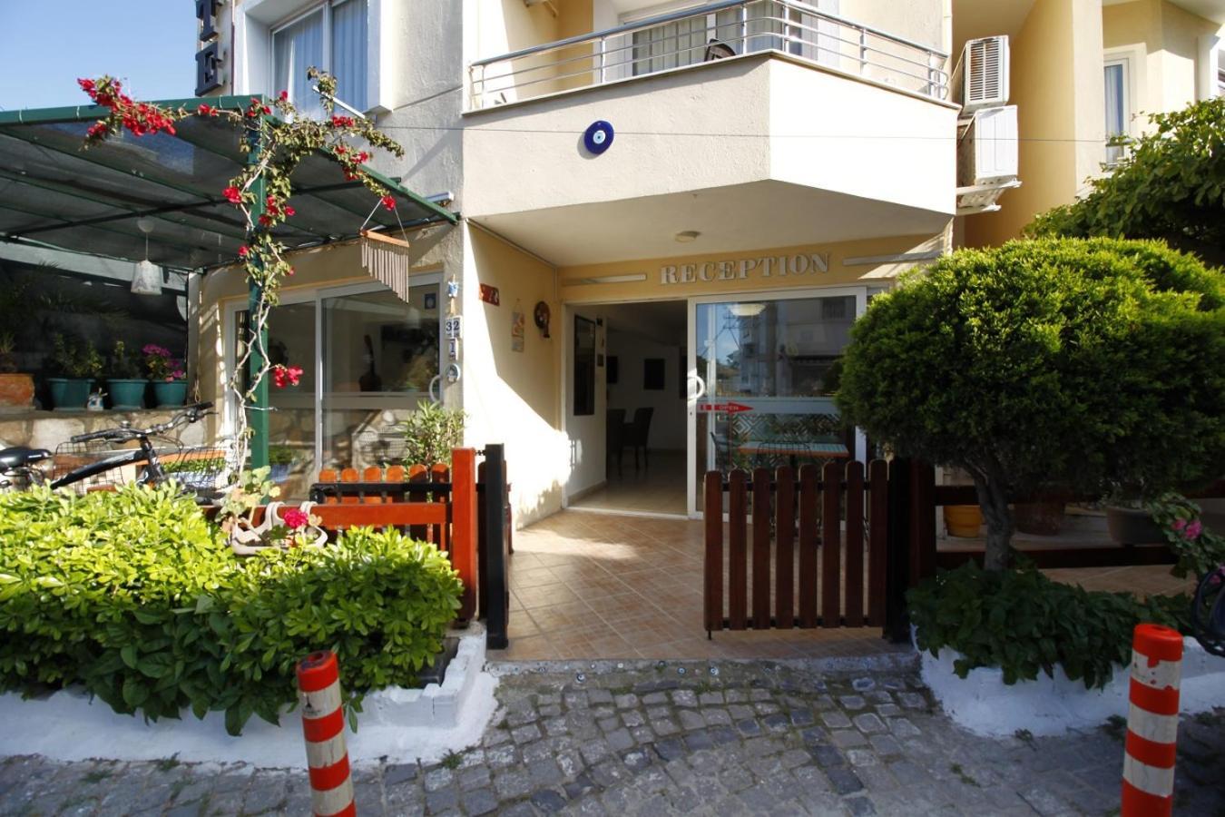 Bonapart Hotel Çeşme Extérieur photo