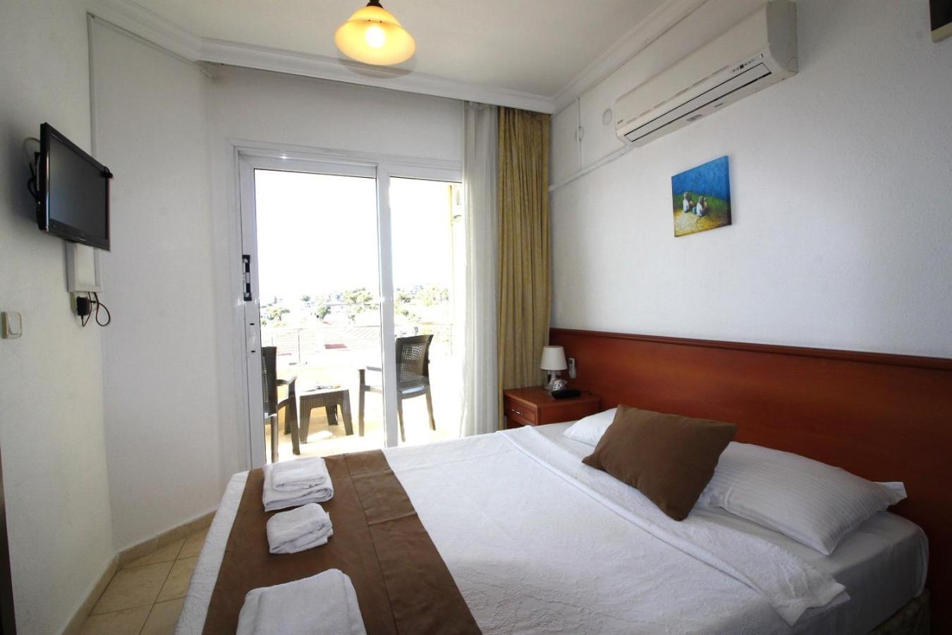 Bonapart Hotel Çeşme Extérieur photo